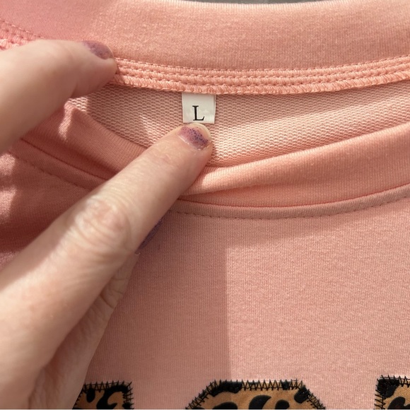 Mom Mode Pink Animal Print Pull Over Sweatshirt-Lg - Picture 5 of 7